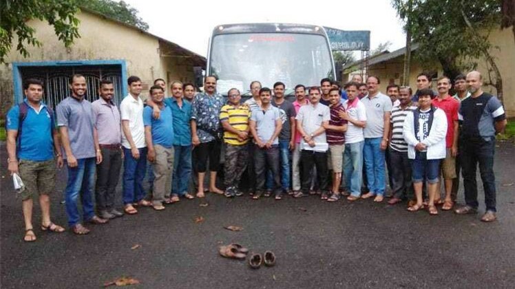 बस रवाना होने से पहले क्लिक की गई तस्वीर (फोटो- पंकज खेलकर)