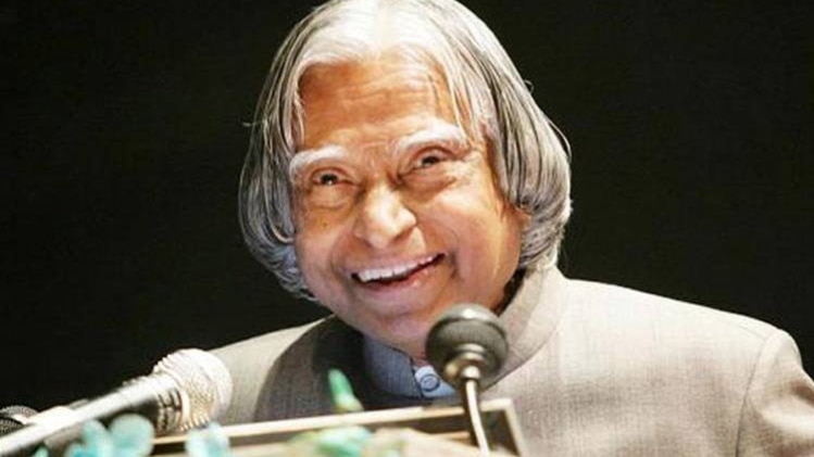 कलाम के ट्विटर एकाउंट से सूचनाएं चुराने का आरोप