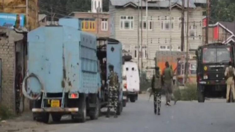 मुठभेड़ में आतंकी ढेर (फोटो-ANI)