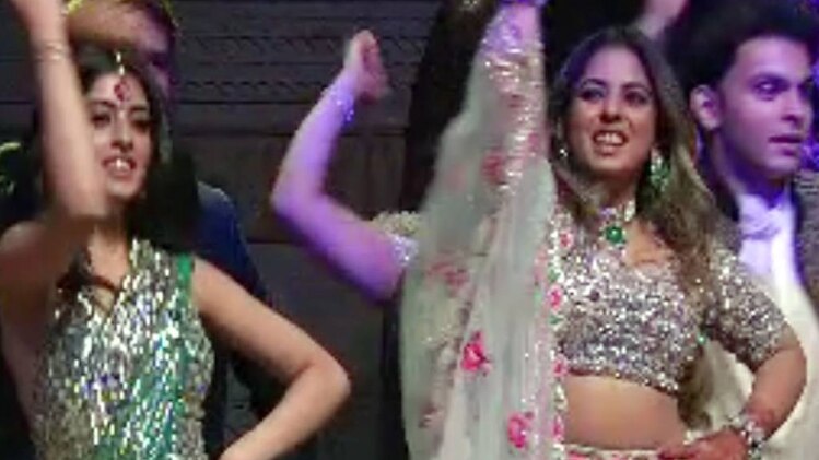 नव्या नवेली नंदा