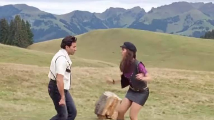 सनी देओल और करिश्मा कपूर