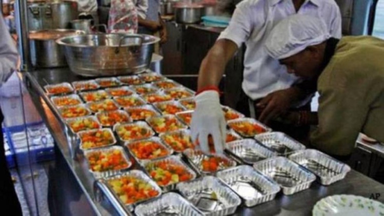 राजधानी और दुरंतो के खाने में हुआ बदलाव