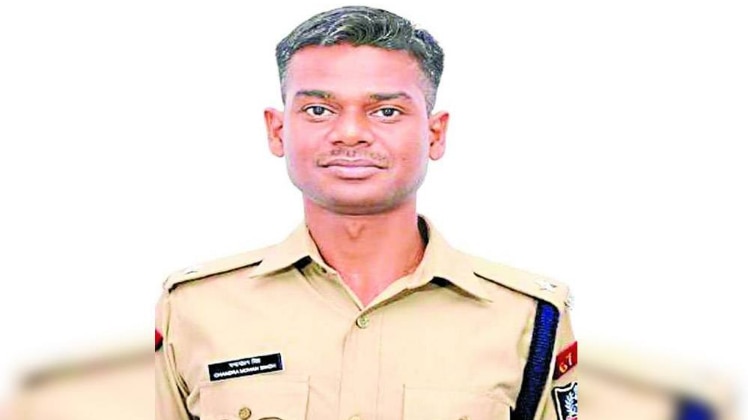 पुलिस ने कोर्ट के आदेश पर आईपीएस अफसर के खिलाफ दर्ज किया मुकदमा 