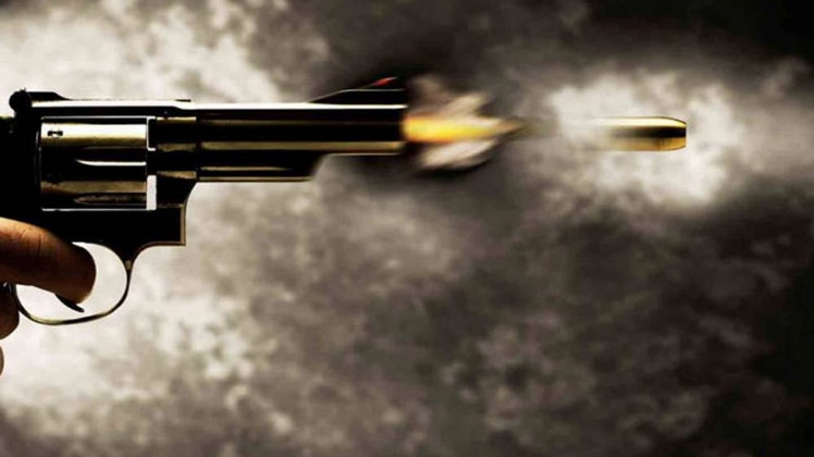 पुलिस आरोपियों की तलाश में जुट गई है