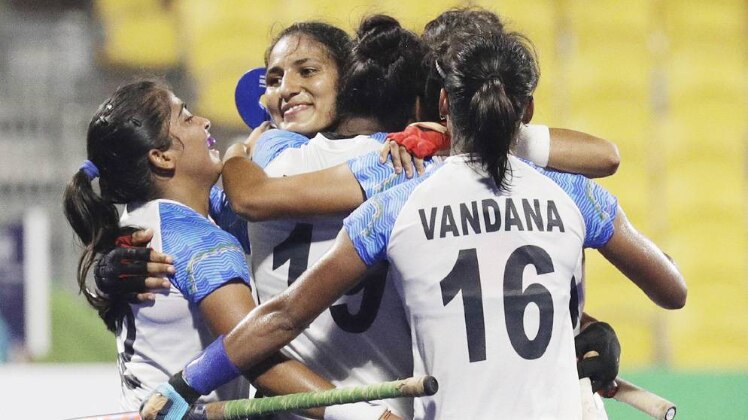 भारत की महिला हॉकी टीम ता जश्न