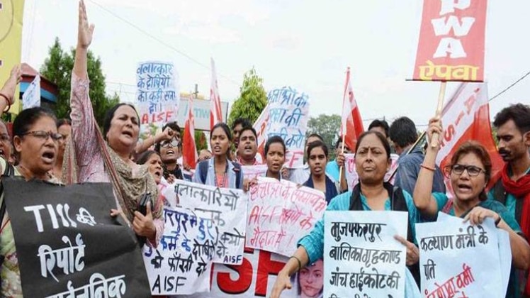 मुजफ्फरपुर बालिका गृह कांड के खिलाफ प्रदर्शन