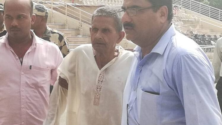 गजानंद शर्मा की हुई वतन वापसी...