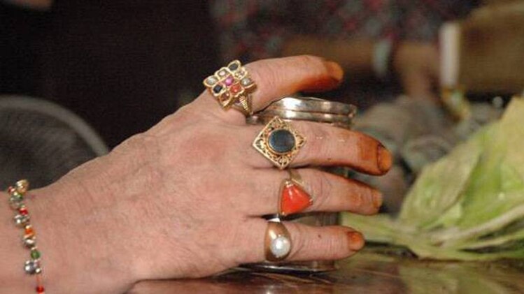 रत्न धारण