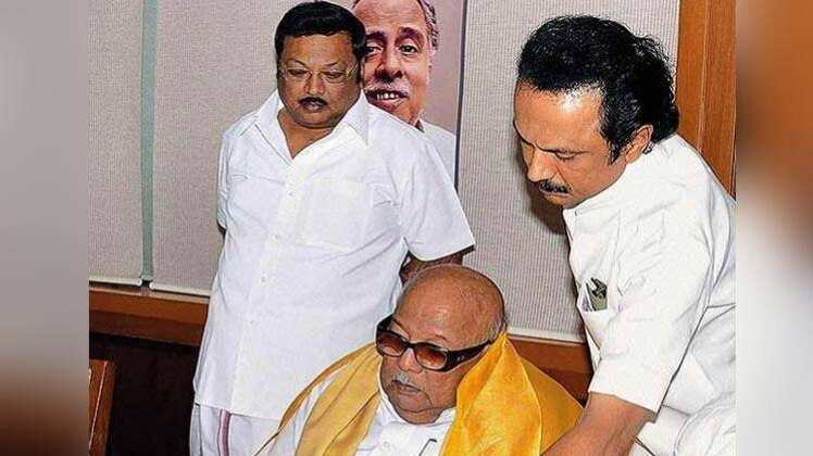 अलागिरी, स्टालिन और करुणानिधि (फाइल फोटो)