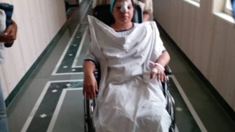 घायल टीचर