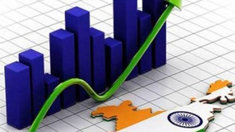 भारतीय अर्थव्यवस्था तेजी से आगे बढ़ रही है 