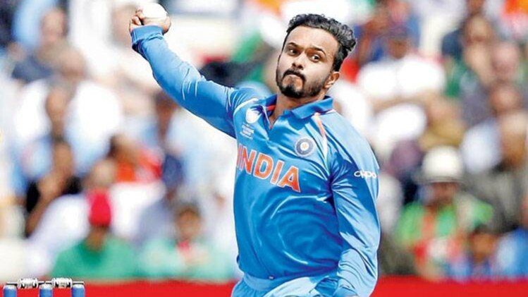 केदार जाधव (फाइल फोटो, AP)