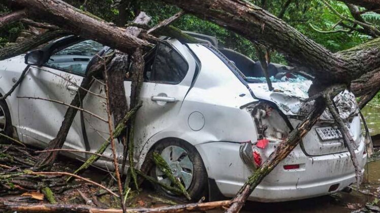 कुल्लू में भारी बारिश से तबाही का एक मंजर