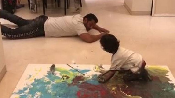 सलमान खान और अहिल