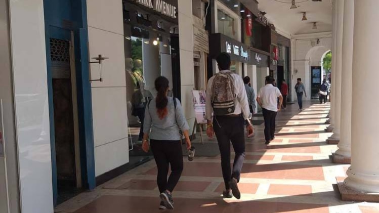 दिल्ली में नहीं दिखा बंद का असर (फोटो- सुशांत मेहरा)