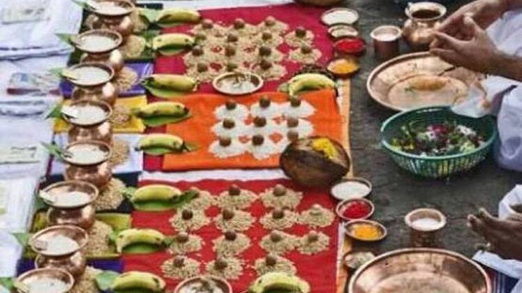 पितरों की पाएं कृपा