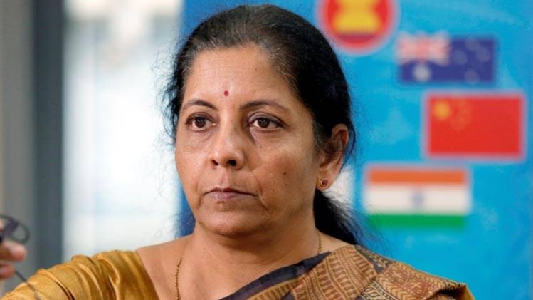 रक्षा मंत्री निर्मला सीतारमण