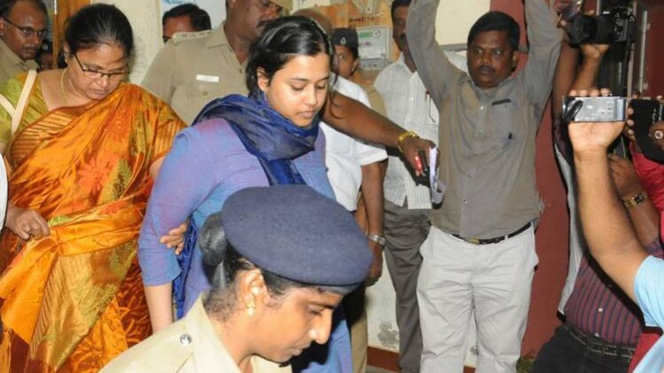 एंटी बीजेपी नारे लगाने वाली महिला को किया गया गिरफ्तार 