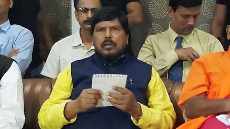 रामदा अठावले (फोटो-रोहित सिंह )