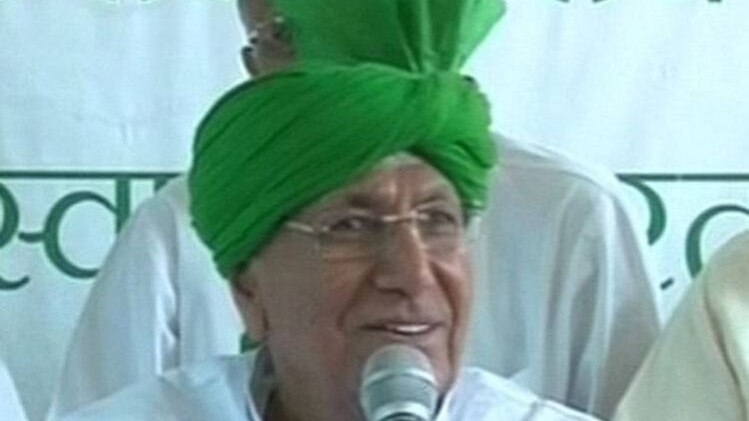 इनेला अध्यक्ष ओम प्रकाश चौटाला (फाइल फोटो: पीटीआई)