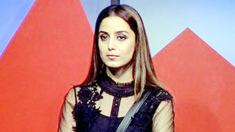 सृष्टि रोडे (कलर्स ट्विटर)