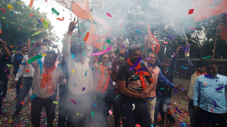 मध्य प्रदेश चुनाव (फोटो-Reuters)