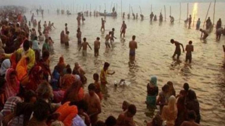 स्नान से दूर होंगी समस्याएं