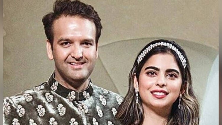 आनंद पीरामल, ईशा अंबानी