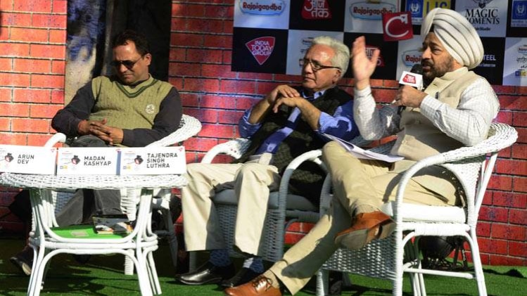 कवि तेजिंदर लूथरा (फोटो- आजतक)