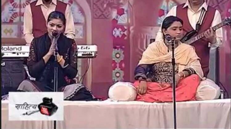 साहित्य आजतक 2017 के कार्यक्रम में नूरां सिस्टर्स