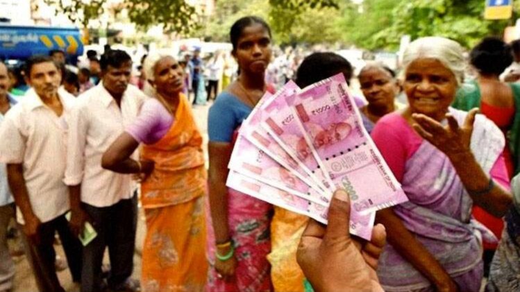 नोटबंदी पर बीजेपी कांग्रेस में आर-पार