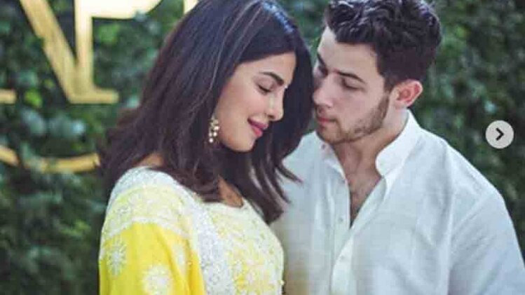 प्रियंका-न‍िक 