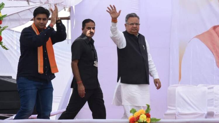 मुख्यमंत्री रमन सिंह (फोटो-twitter)