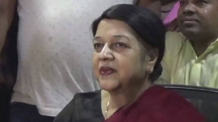 कोटा से रेणु जोगी का नामांकन, पति की पार्टी से लड़ेंगी चुनाव - chhattisgarh jcc chief ajit jogi wife renu jogi congess mla election kota - AajTak