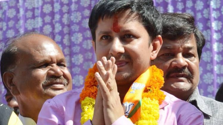 आकाश विजयवर्गीय (फाइल फोटो- ट्विटर)   