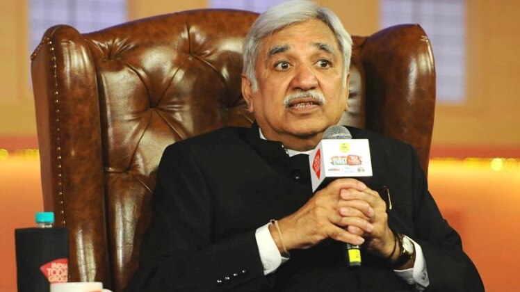 एजेंडा आजतक में मुख्य चुनाव आयुक्त सुनील अरोड़ा (फोटो-aajtak)