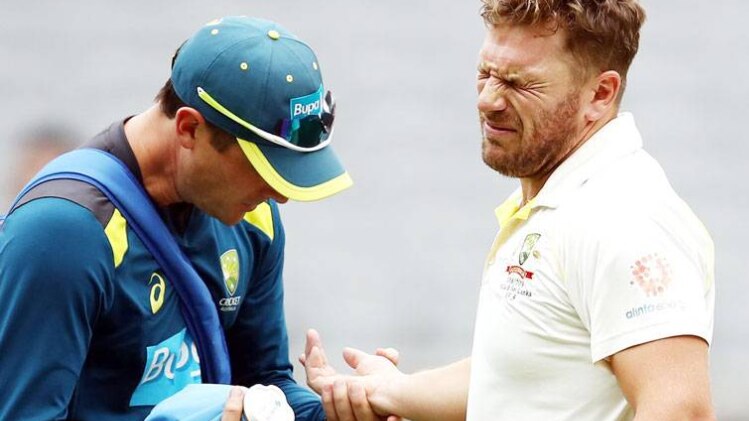 Aaron Finch (Twitter)