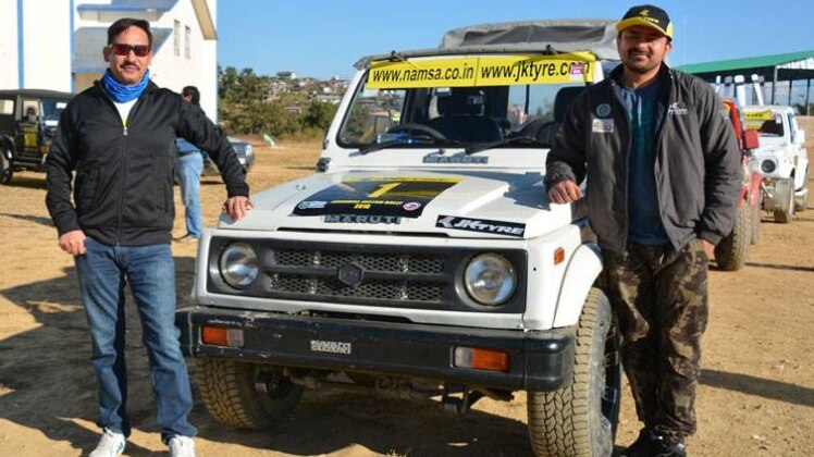 गगन सेठी (बाएं) और सबातुल्लाह खान