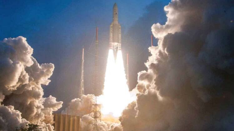 इसरो ने लॉन्च किया GSAT-11 (Photo - ISRO)