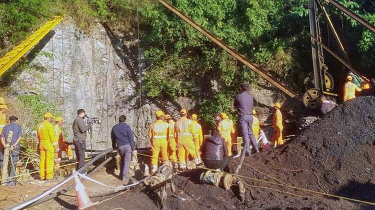 मेघालय खनन हादसा स्थल (फोटो-रॉयटर्स)