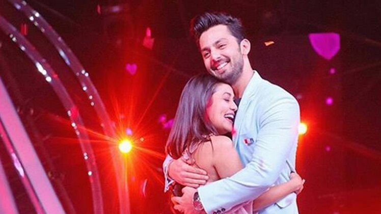 नेहा कक्कड़ और हिमांश कोहली