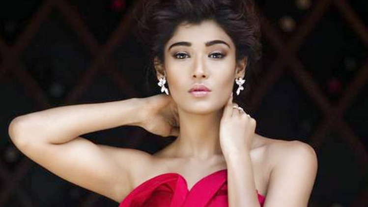 नेहल चुडासमा (ट्विटर)