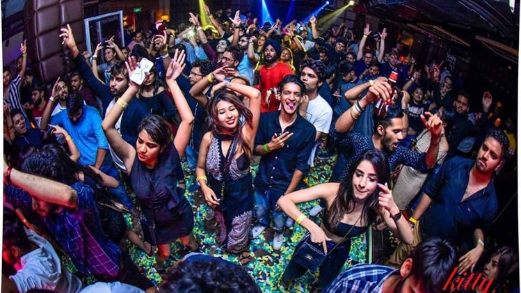 फोटो- Facebook/Kitty Su