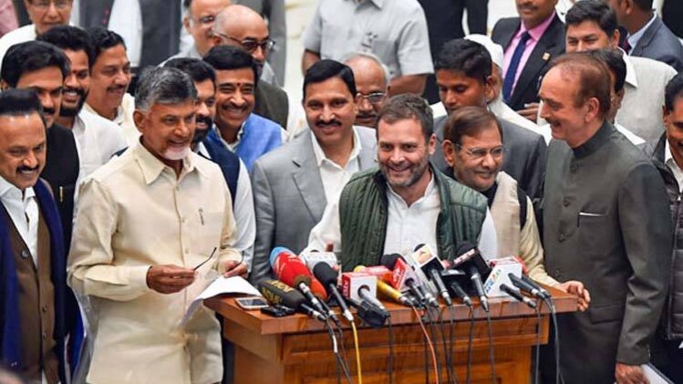 विपक्षी दलों के नेता (PTI)