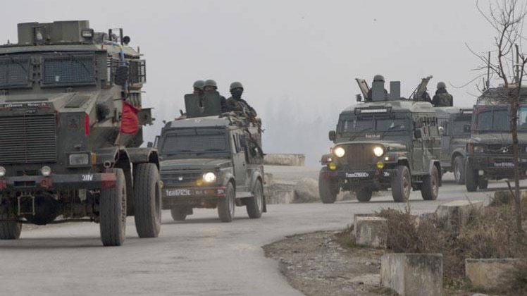 7 आम नागरिकों की मौत, जवान शहीद (Photo- AP)