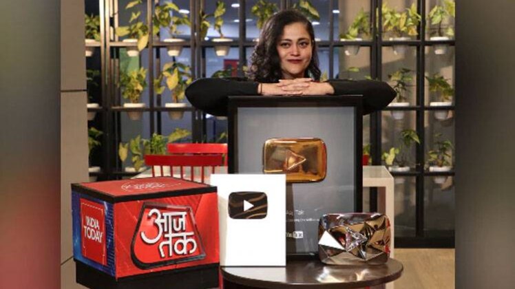 सिल्वर, गोल्डेन और डायमंड प्ले बटन के साथ इंडिया टुडे ग्रुप की वाइस-चेयरपर्सन कली पुरी