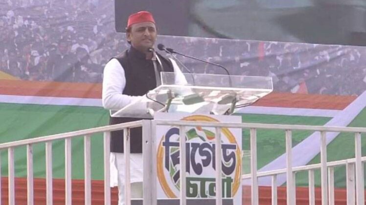 समाजवादी पार्टी के राष्ट्रीय अध्यक्ष अखिलेश यादव