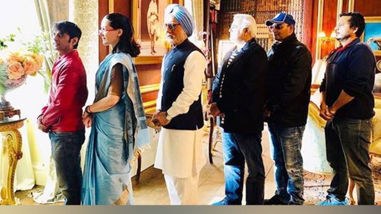 दि एक्सीडेंटल प्राइम मिनिस्टर का पोस्टर (इंस्टाग्राम)