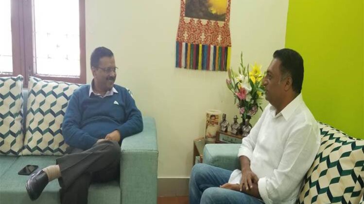 प्रकाज राज ने की सीएम केजरीवाल से मुलाकात (फोटो- पंकज जैन)