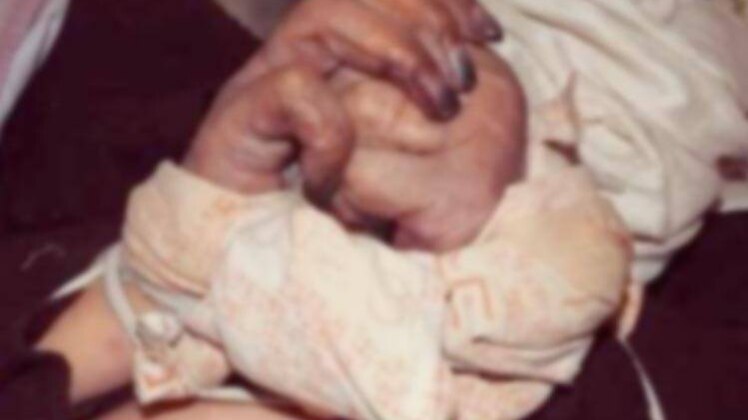 घर में मिले शव